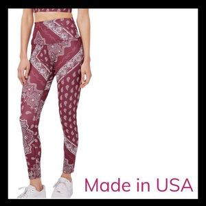 Made in USA Burgundy Bandana 7/8 High Waist Leggings - XS NWT